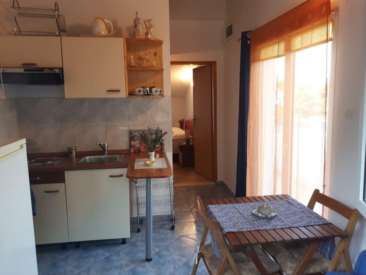 Mala Basina -maslina Apartamento