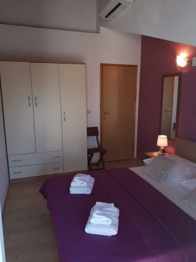 Apartman Mala Basina -maslina *